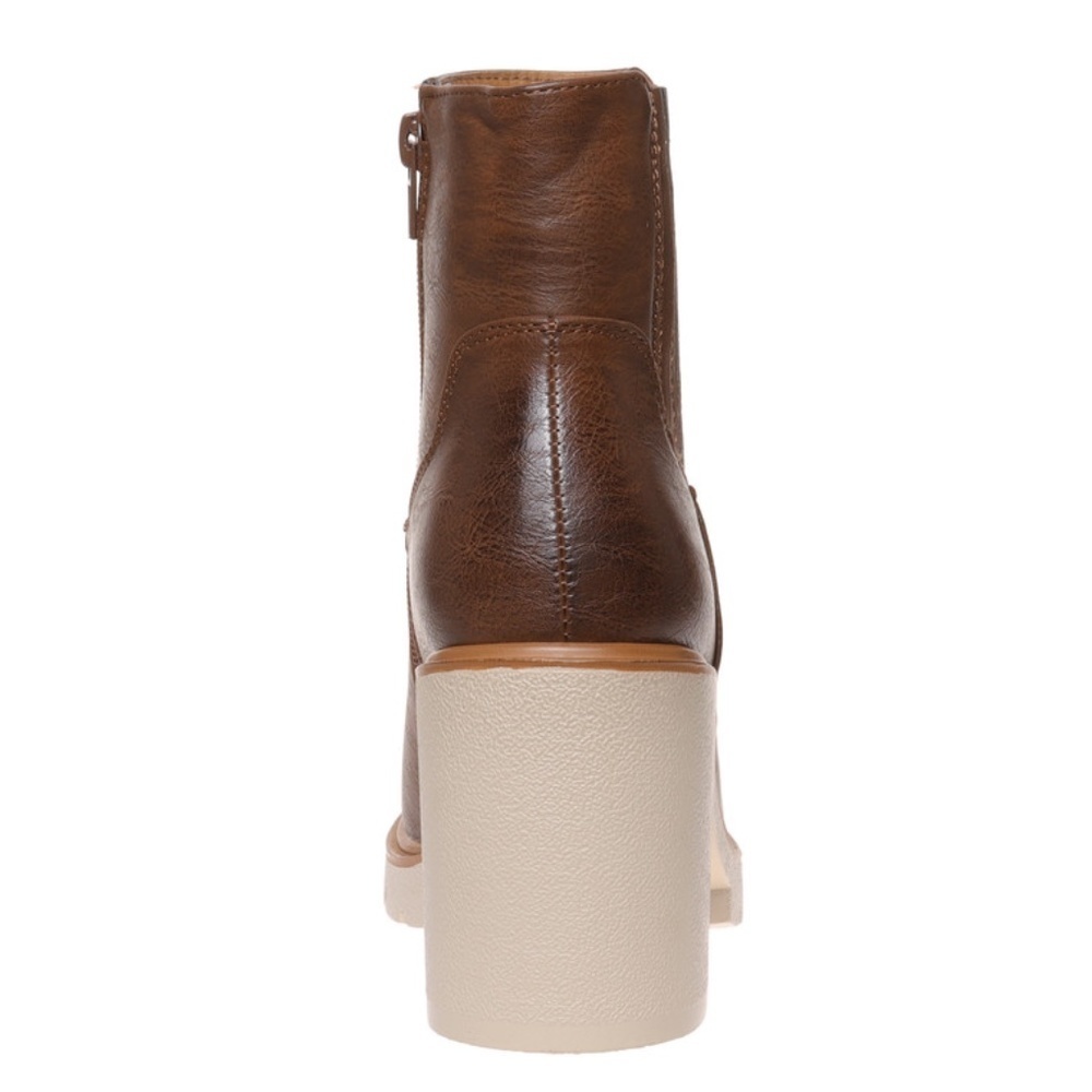 CLEARANCE Tan Chelsea Platform Lug Sole Booties - Picture 3 of 4
